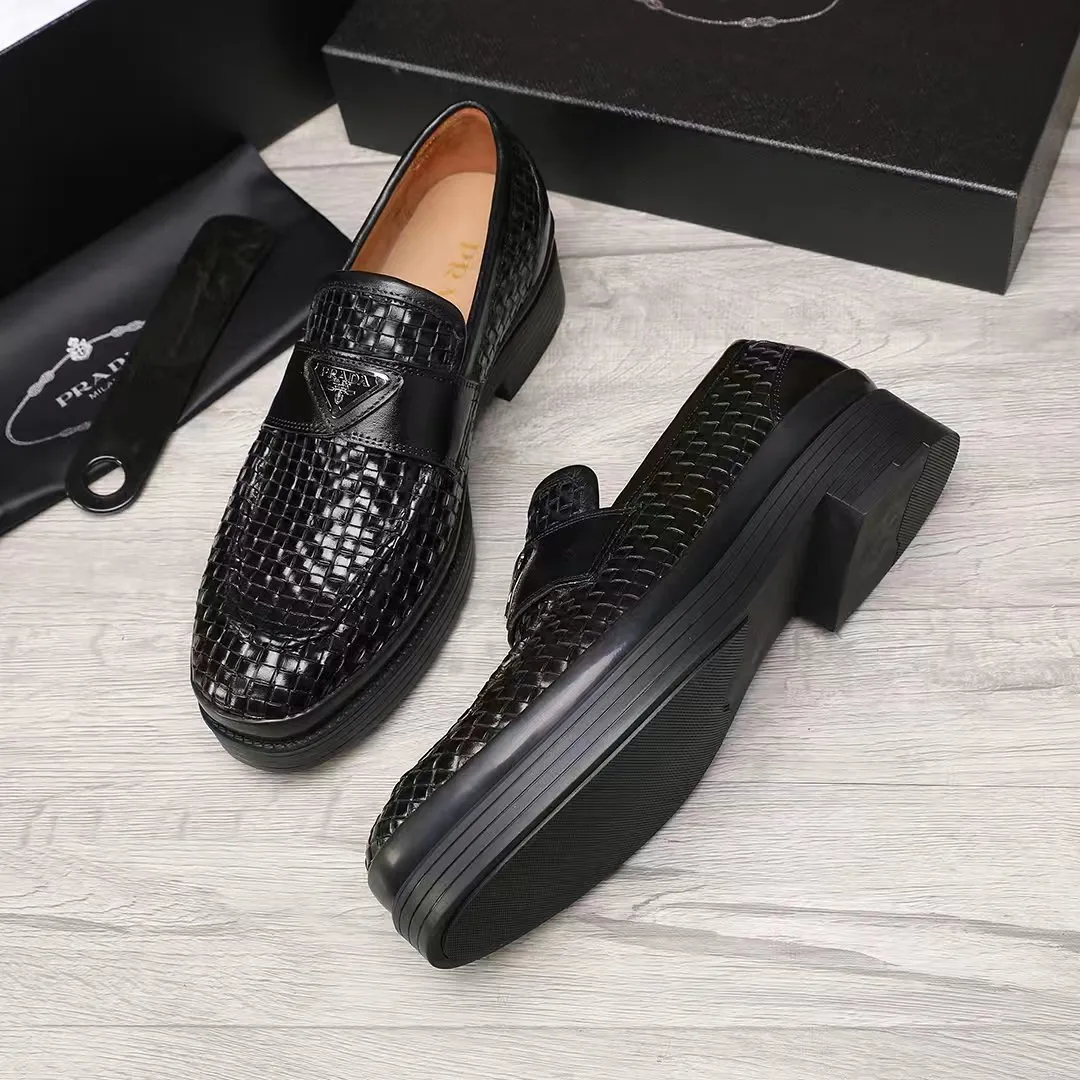 Men's shoes 💰620 💰💰🎩🎩【Prada】Counter 1:1⬆️original reproduction, absolute quality🆗original outsole, high-quality imported rubber, wear-resistant and non-slip, never degummed, upper material: imported first-layer cowhide➕anti-slip foam outsole, official website material, inner material: water-dyed leather lining, 6 colors available! Code number 38-45